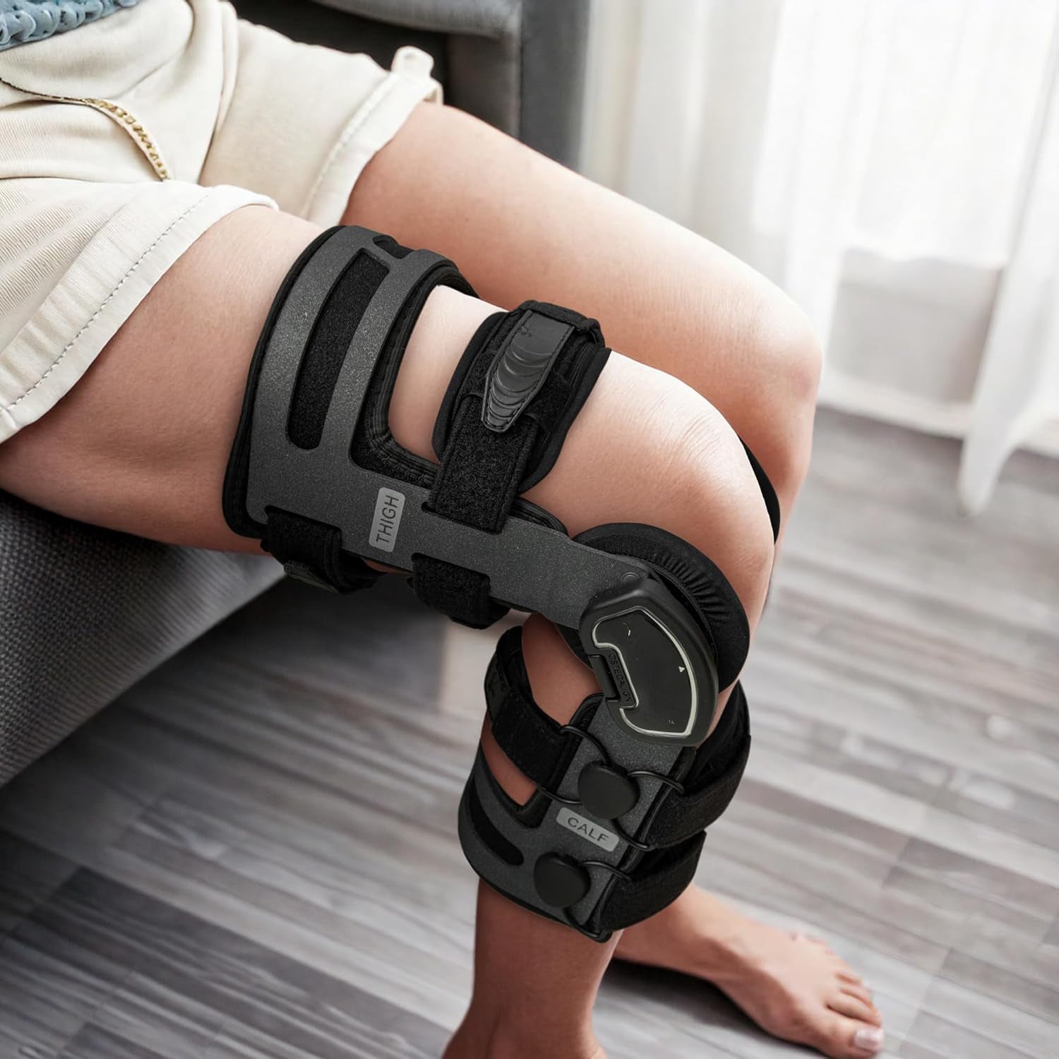 K4 OsteoAlign Hinged Knee Brace - Knee Support for ACL, MCL, Ligament Sports Injuries, Arthritis (OA), Meniscus Tear, Relief from Knee Joint Pain